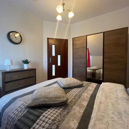 Apartament 100 Metrow Od Plazy