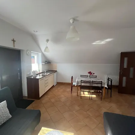 Apartament 100 Metrow Od Plazy Διαμέρισμα